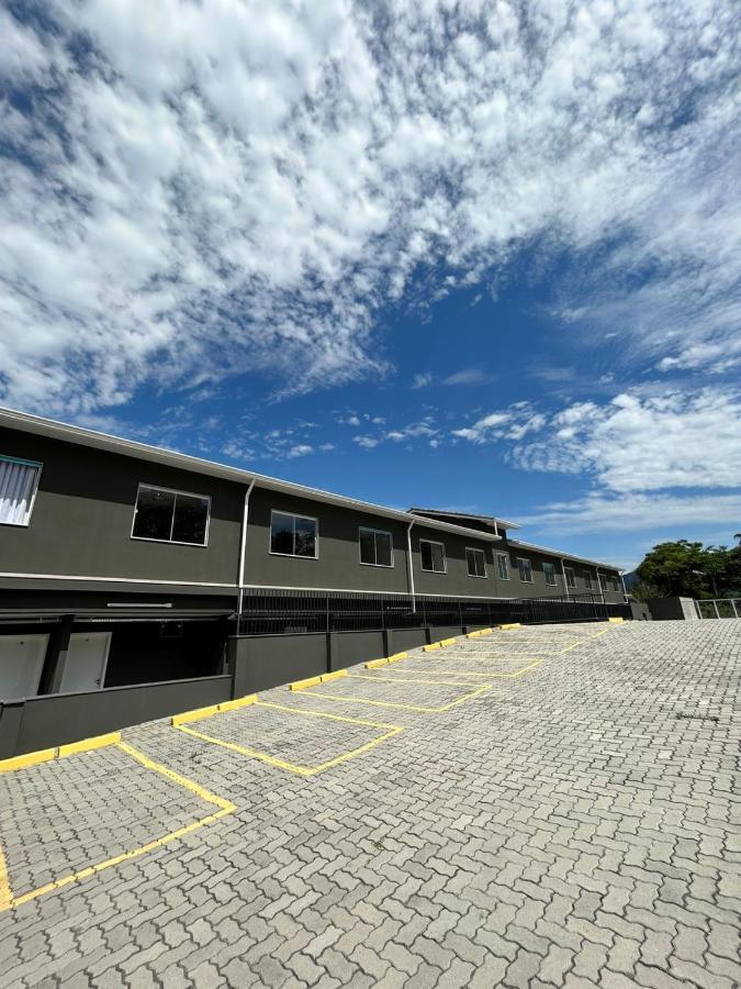 Hotel Penedo Inn Bagian luar foto